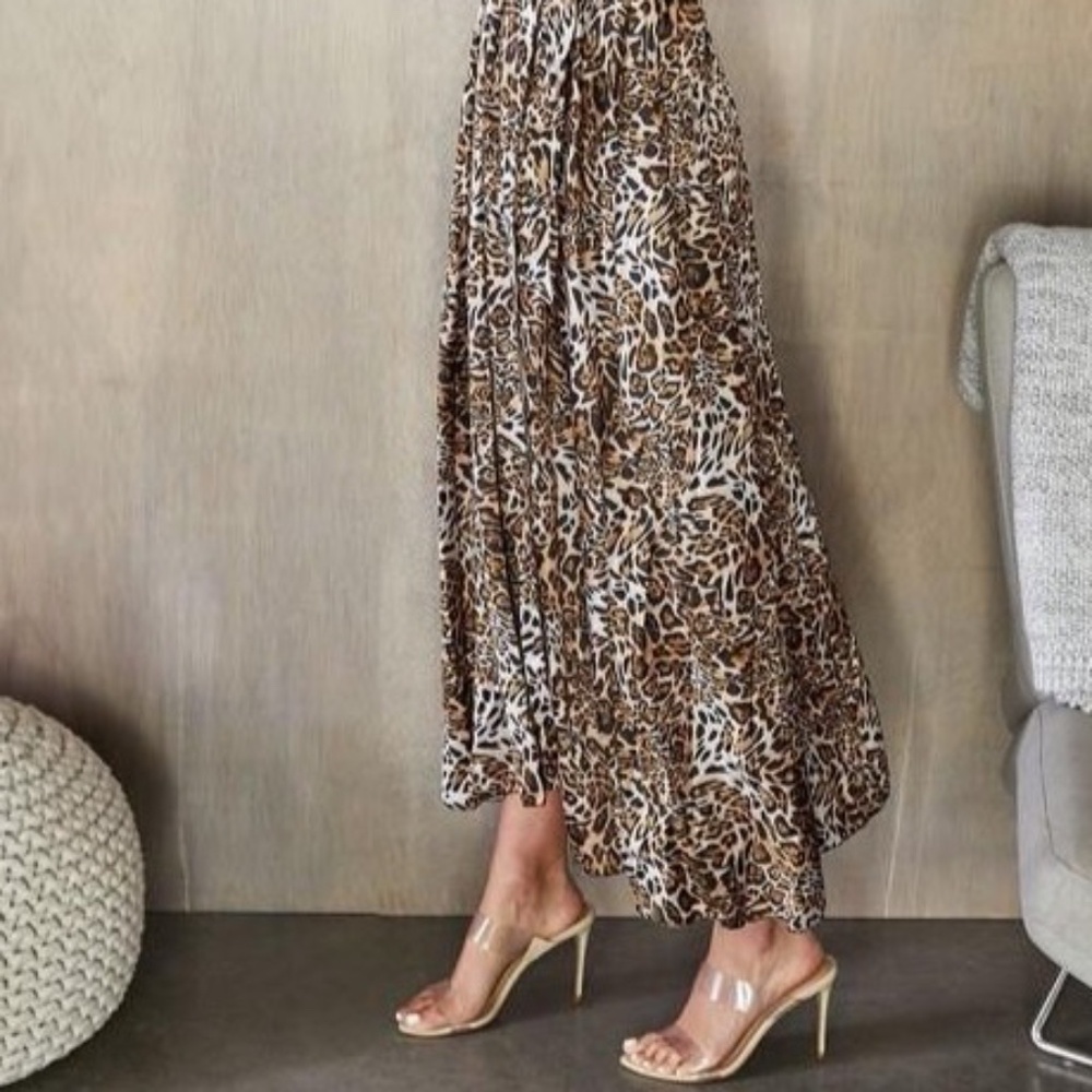 Leopard Print Maxi Dress - Picture 5 of 7